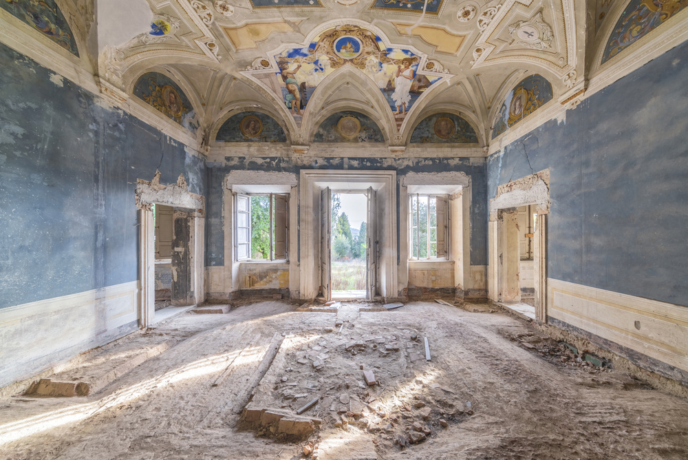 L'espace d'un instant - Abandoned Palace - Italy