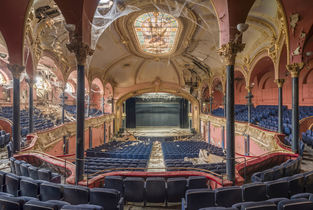 J'ai peur du temps qui passe - Forgotten Theater - France
